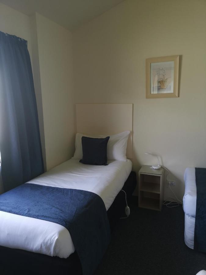 Captains Quarters Motor Inn เคมบริดจ์ ภายนอก รูปภาพ